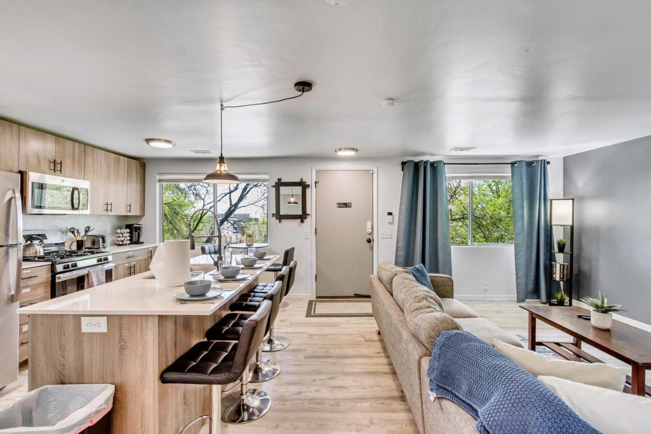 Cozy For Bookworms - Laundry - King Bed - Parking Apartment Salt Lake City Exterior foto
